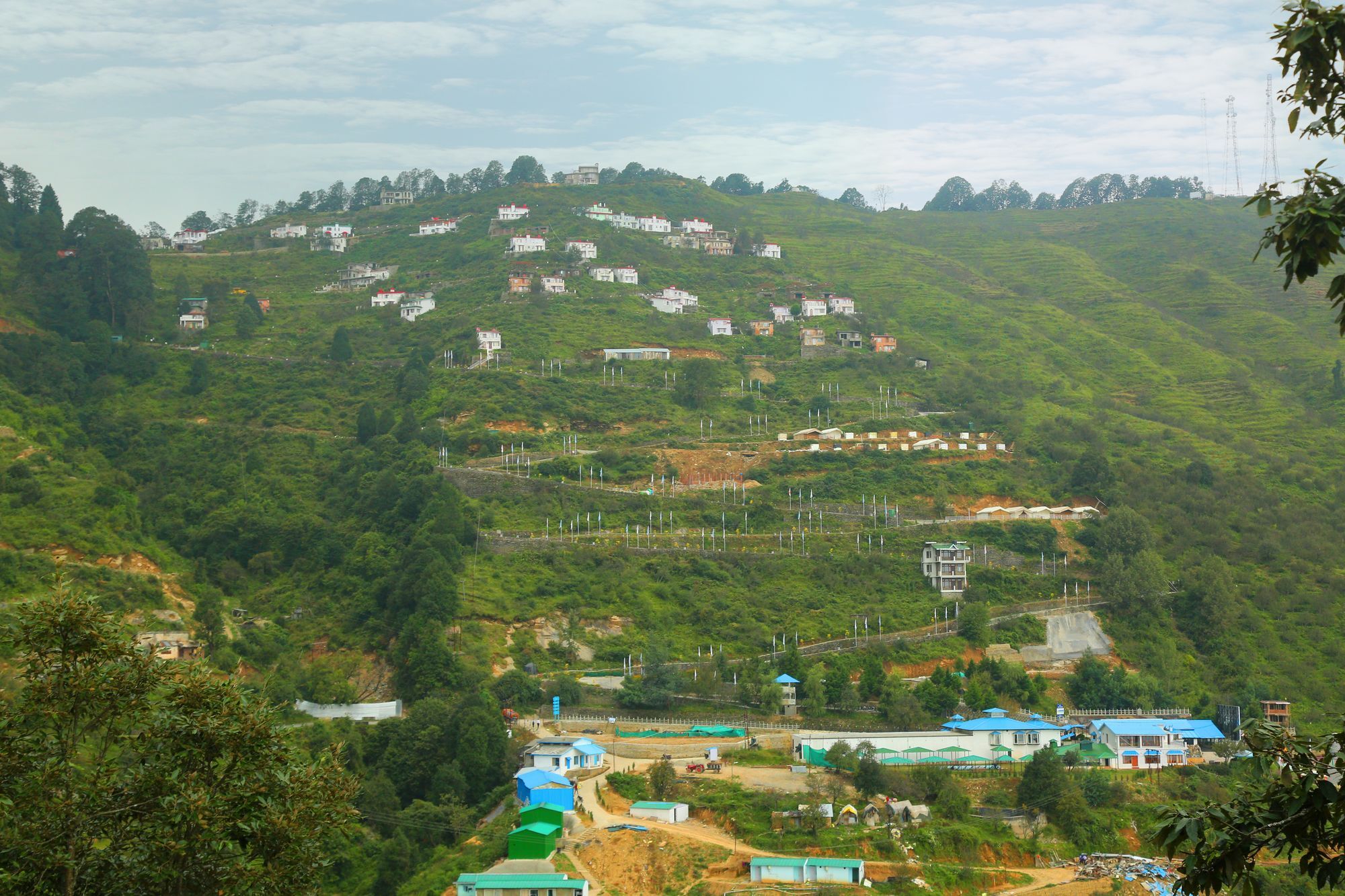 The Swiss Village Resort Найнитал Экстерьер фото